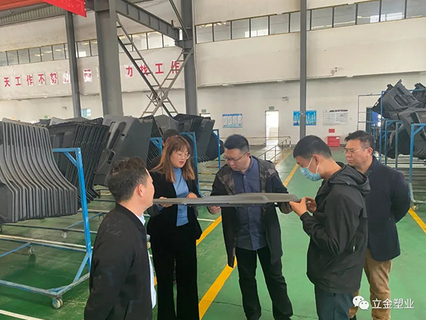 1647246438383653.jpg 222.jpg